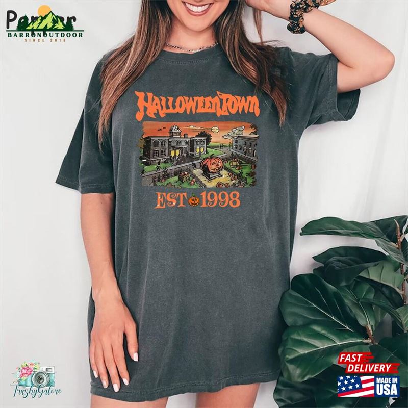 Vintage Halloweentown Est 1988 Comfort Colors T-Shirt Disney Halloween Shirt 2023 Party Classic Sweatshirt Vintage Halloweentown Est 1988 Comfort Colors T-Shirt Disney Halloween Shirt 2023 Party Classic Sweatshirt