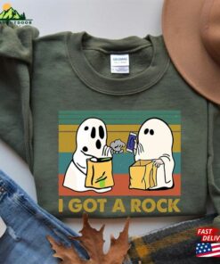 Vintage I Got A Rock Halloween Sweatshirt Party 2023 Shirt Cute Little Ghosts Classic Hoodie