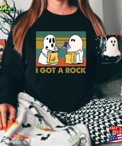 Vintage I Got A Rock Halloween Sweatshirt Party 2023 Shirt Cute Little Ghosts Classic Hoodie 3 Vintage I Got A Rock Halloween Sweatshirt Party 2023 Shirt Cute Little Ghosts Classic Hoodie 4