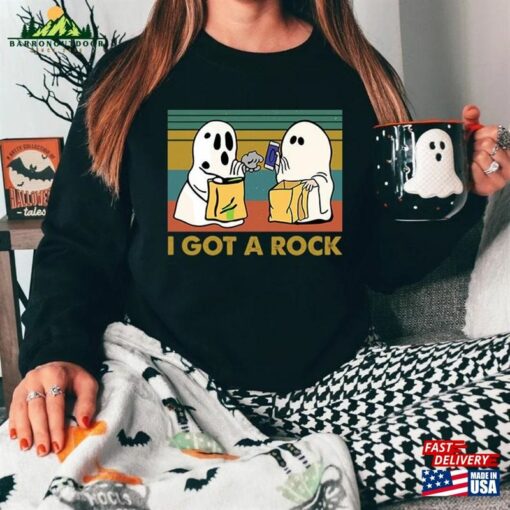 Vintage I Got A Rock Halloween Sweatshirt Party 2023 Shirt Cute Little Ghosts Classic Hoodie