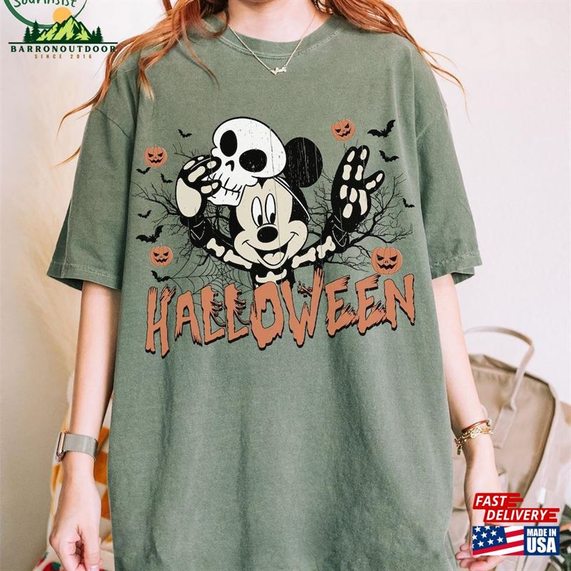 Vintage Mickey Halloween Comfort Colors Shirt Unisex Hoodie