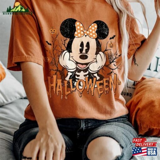 Vintage Minnie Halloween Shirt Disneyland Disneyworld T-Shirt Sweatshirt