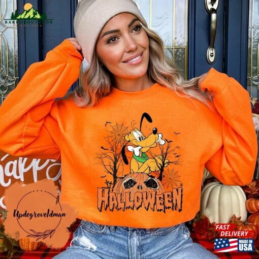 Vintage Pluto Pumpkin Halloween Sweatshirt Retro Spooky Season Shirt Not So Scary Classic T-Shirt