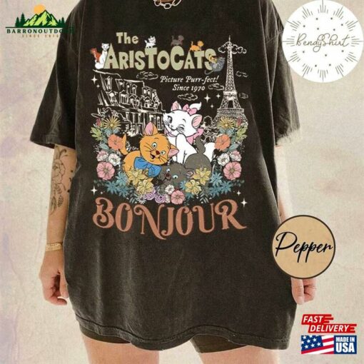 Vintage Retro Disney The Aristocats Bonjour Shirt Cat Lovers Gift Marie Toulouse Berlioz T-Shirt Classic