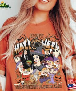 Vintage Snow White And Seven Dwarfs Halloween Shirt Disney Princess Party Tee T-Shirt Classic Vintage Snow White And Seven Dwarfs Halloween Shirt Disney Princess Party Tee T-Shirt Classic