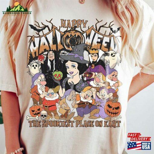 Vintage Snow White And Seven Dwarfs Halloween Shirt Disney Princess Party Tee T-Shirt Classic