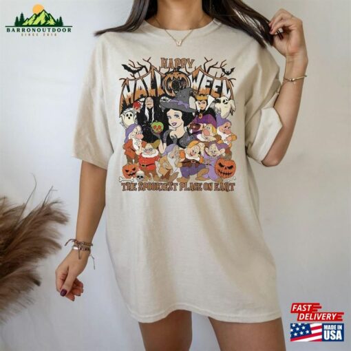 Vintage Snow White And Seven Dwarfs Halloween Shirt Disney Princess Party Tee T-Shirt Classic
