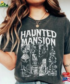 Vintage The Haunted Mansion Comfort Colors Shirt Disney Halloween Classic T-Shirt