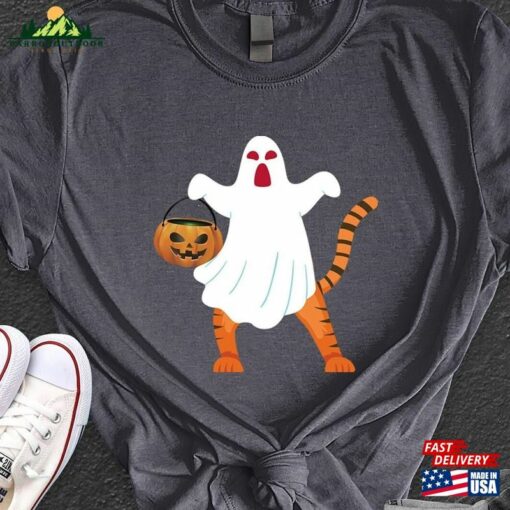 Vintage Tigger Ghost Halloween Shirts Winnie The Boo Shirt Spooky Season Classic Sweatshirt