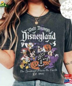 Vintage Walt Disneys Disneyland Halloween Est 1955 The Spookiest Place On Earth Shirt Retro Mickey And Friends Classic Sweatshirt 3