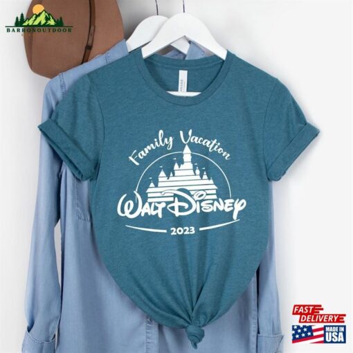 Walt Disney Family Vacation 2023 2024 Matching T-Shirts I Trip Shirts Tees For Men Women Sweatshirt Classic