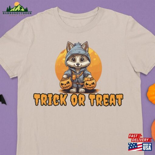 Werewolf Trick Or Treat Halloween Shirt Hoodie Sweatshirt