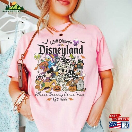 Where Dreams Come True Halloween T-Shirt Disneyland Asthetic Comfort Color Shirt Mickey And Minne Sweatshirt