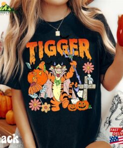 Winnie The Pooh Tigger Happy Halloween Shirt Classic Hoodie 4