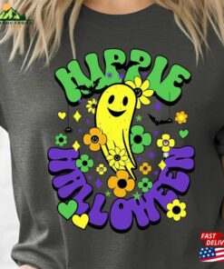 Womens Hippie Halloween Shirt Retro Cute Ghost T-Shirt Vintage Classic Sweatshirt