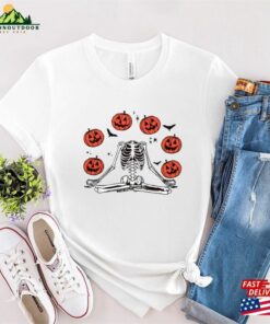 Yoga Skeleton Halloween Shirt Pumpkin T-Shirt Costume Sweatshirt