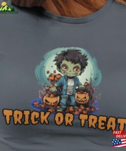 Zombie Trick Or Treat Halloween Shirt Classic Sweatshirt