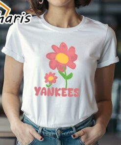 MLB Floral Pink Flower Yankees T-Shirt