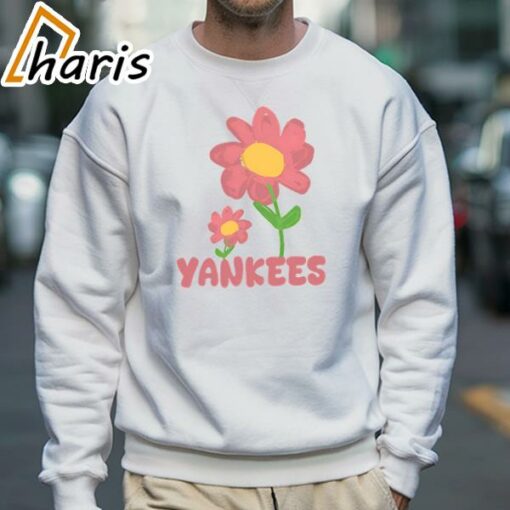 MLB Floral Pink Flower Yankees T-Shirt