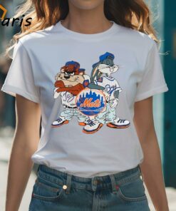MLB Vintage New York Mets Looney Tunes Shirt