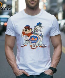 MLB Vintage New York Mets Looney Tunes Shirt