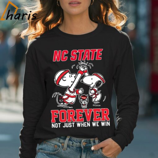 NC State Wolfpack Snoopy High Five Charlie Brown Shirt