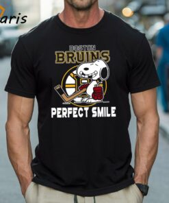 NHL Boston Bruins Snoopy Perfect Smile The Peanuts Movie Hockey T-shirt