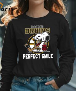 NHL Boston Bruins Snoopy Perfect Smile The Peanuts Movie Hockey T shirt 3