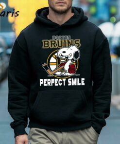 NHL Boston Bruins Snoopy Perfect Smile The Peanuts Movie Hockey T shirt 5