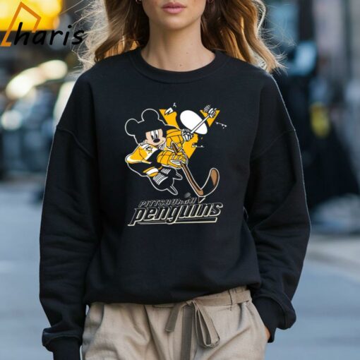 NHL Pittsburgh Penguins Mickey Mouse Disney Hockey T-shirt