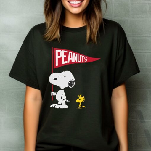 Peanuts Snoopy And Woodstock Flag Men’s T-Shirt