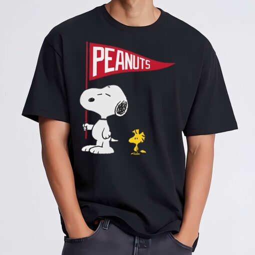 Peanuts Snoopy And Woodstock Flag Men’s T-Shirt