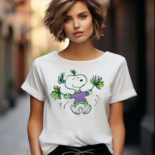 Peanuts – Snoopy Mardi Gras Cheer T-Shirt