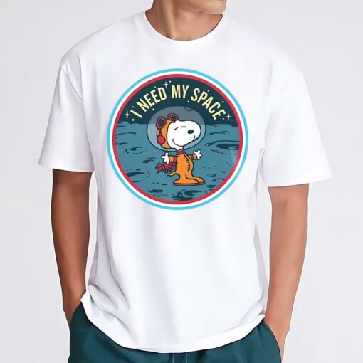 Peanuts Snoopy On The Moon I Need My Space Men’s T-Shirt