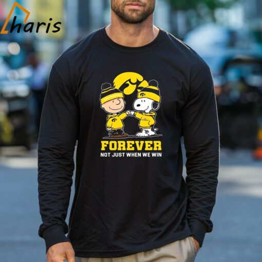 Snoopy And Charlie Brown Iowa Hawkeyes Forever Not Just When We Win 2024 Shirt