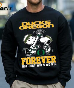 Snoopy and Charlie Brown Oregon Ducks High Five Forever Not Just When We Win Peanuts Shirt 4