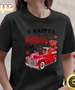 Cute Dachshund Dog Red Truck Happy Valentine’s Day Valentine T-Shirt