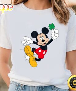 Disney Mickey Mouse Heel Click Shamrock St Patrick’s Day T-Shirt