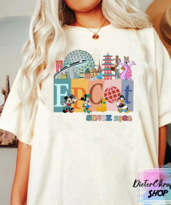 Epcot World Traveler Mickey And Friends Christmas Shirt