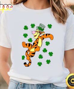 Happy St Patrick’s Day Tigger Winnie The Poo Shirt