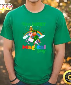 It’s A Lucky Magical Day Leprechaun Unicorn Rainbow T-Shirt