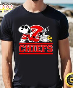 Kansas City Chiefs Football Peanuts T Shirt, Valentines Day Gift