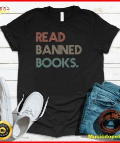 Read Banned Books Librarians Banned Books Week Retro Vintage T-Shirt