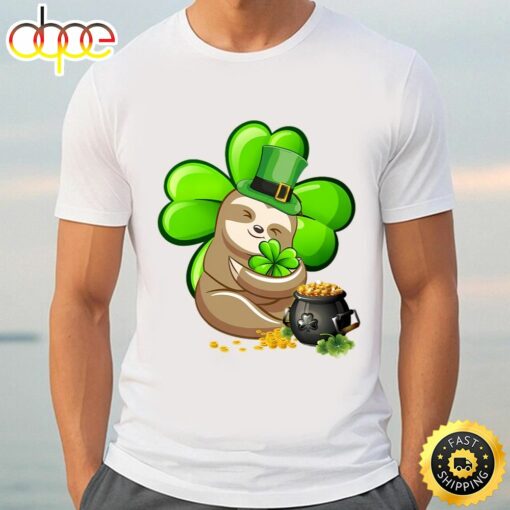 Sloth Shamrock Ireland St Patricks Day Leprechaun Dog Lover T-Shirt