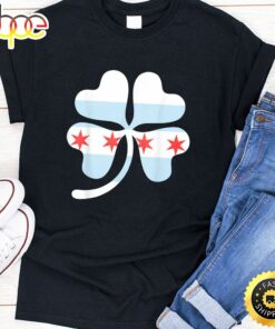 St Patrick Day Vintage Chicago Shamrock Flag For Irish Green T-Shirt
