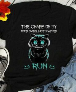 The Chains On My Mood Swing Just Shapped Run Black Cat Halloween Classic T-Shirt