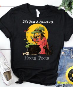 Vintage Halloween Scary Cat,It’s Just A Bunch Of Hocus Pocus T-Shirt