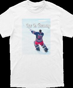 Helly Celly Tee