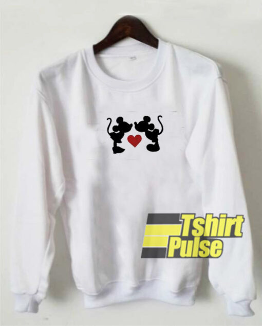 Mickey Minnie Love sweatshirt