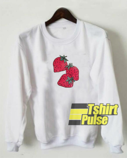 Three Strawberrys Graphic sweatshirt